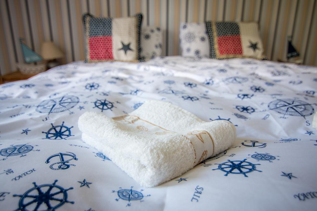 Manni Homestay Курессааре Экстерьер фото